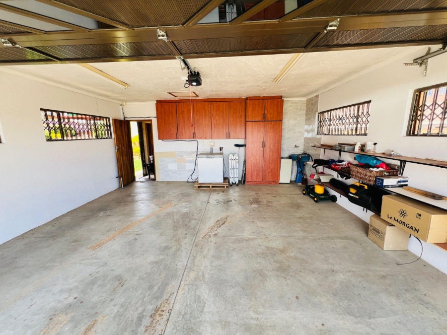 3 Bedroom Property for Sale in Mmabatho North West